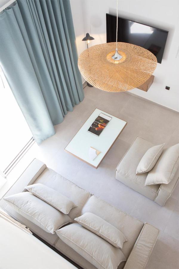 Seascape - Beachfront Villa *